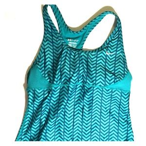 Nike Women's Graphic Print Racerback Tank Medium
